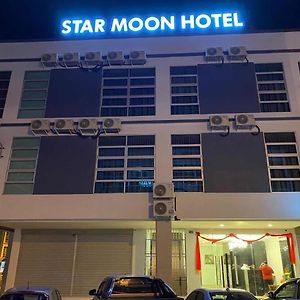 Star Moon Hotel